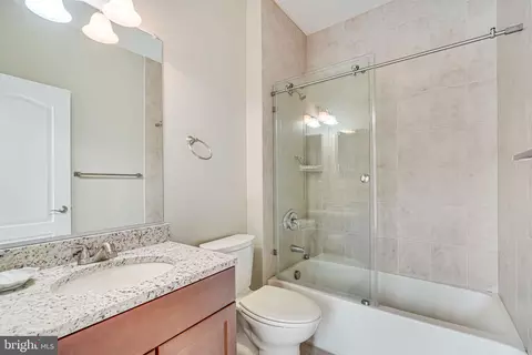Bath - 4346 4th St N, Arlington, VA 22203 photo 5 of 5