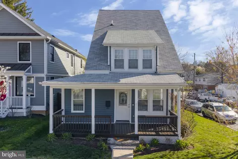 2101 N Emerson St, Arlington, VA 22207