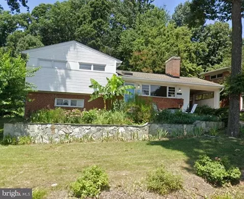 3000 S Grant St, Arlington, VA 22202
