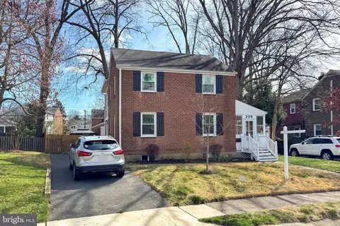 309 N Greenbrier St N, Arlington, VA 22203