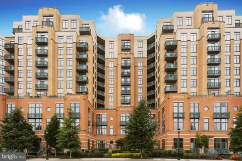 2720 S Arlington Mill Dr #607, Arlington, VA 22206