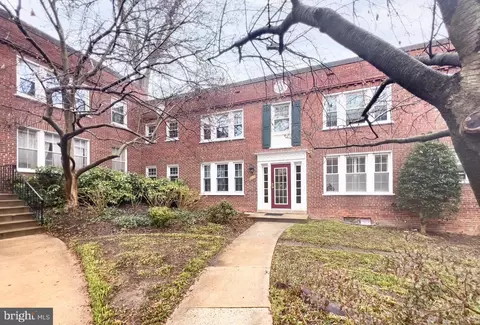 1902 N Rhodes St #66, Arlington, VA 22201