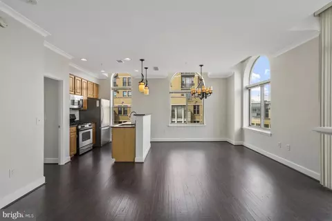 1205 N Garfield St #PH8, Arlington, VA 22201