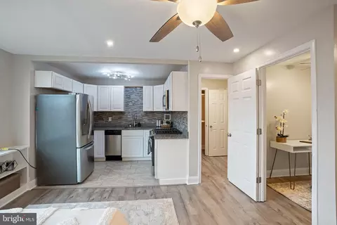 1121 Arlington Blvd #801, Arlington, VA 22209