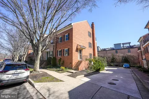1135 N Taylor St, Arlington, VA 22201