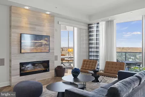 1881 N Nash St #1910, Arlington, VA 22209