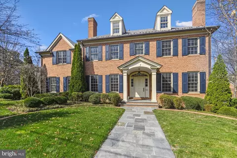 3430 N Abingdon St, Arlington, VA 22207