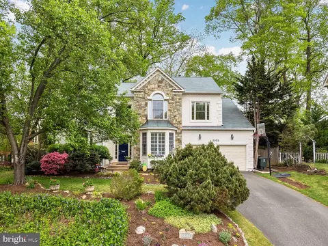 5053 35th Rd N, Arlington, VA 22207