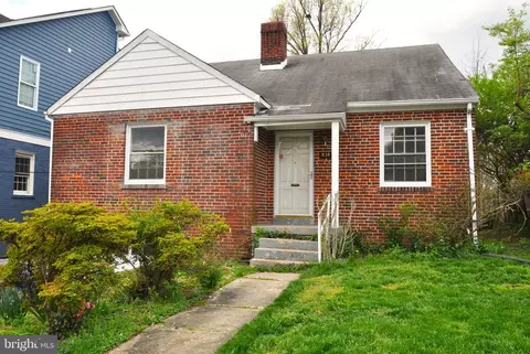 838 S Monroe St, Arlington, VA 22204