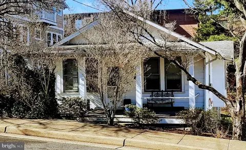 2122 N Thomas St, Arlington, VA 22207