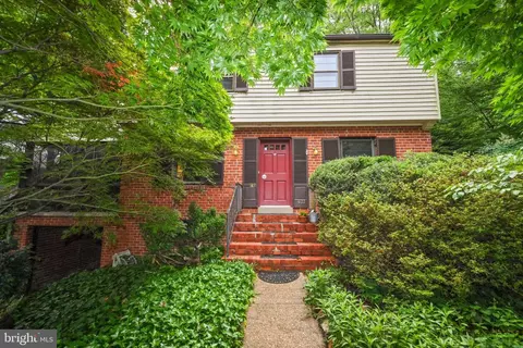 4122 26th Rd N, Arlington, VA 22207