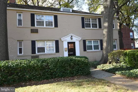 4320 N Pershing Dr # -4, Arlington, VA 22203