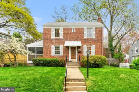 1953 N Vermont St, Arlington, VA 22207
