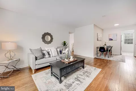 202 N George Mason Dr #2, Arlington, VA 22203
