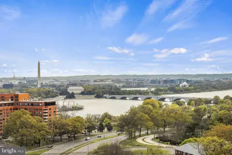 1600 N Oak St #1527, Arlington, VA 22209