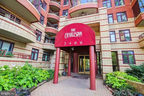 2400 Clarendon Blvd #112, Arlington, VA 22201
