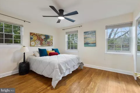 Bedroom - 803 S Orme St, Arlington, VA 22204 photo 1 of 4