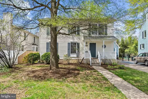1402 N Lincoln St, Arlington, VA 22201