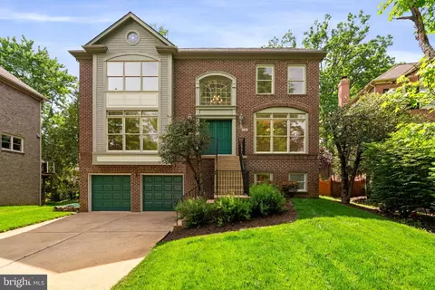 404 N Lombardy St, Arlington, VA 22203