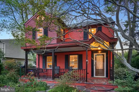 1460 N Longfellow St, Arlington, VA 22205
