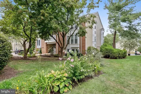 4544 28th Rd S #15-5, Arlington, VA 22206