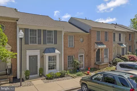5012 9th St S, Arlington, VA 22204