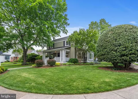 1701 N Jefferson St, Arlington, VA 22205