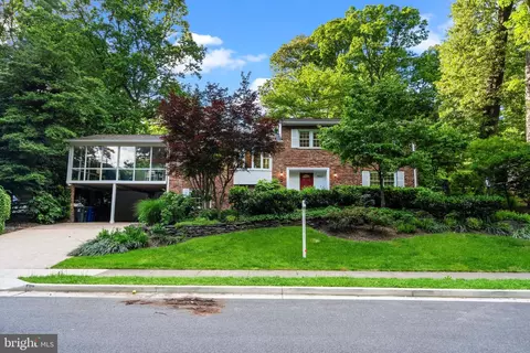 3837 36th Rd N, Arlington, VA 22207