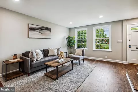3474 S Utah St #A, Arlington, VA 22206