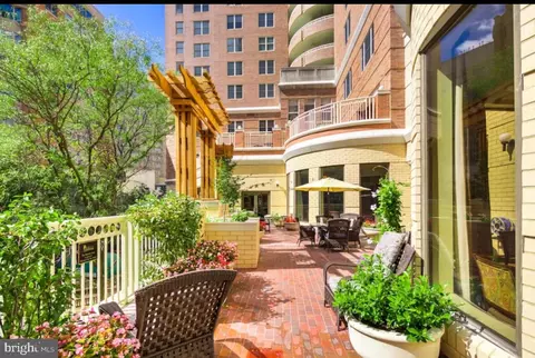 900 N Taylor St #931, Arlington, VA 22203
