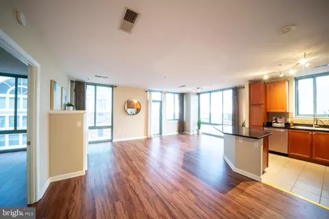 851 N Glebe Rd #2005, Arlington, VA 22203
