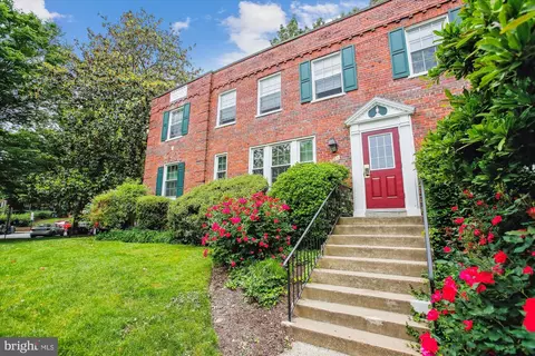 1913 Key Blvd #11569, Arlington, VA 22201