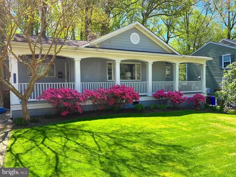 2344 N Taylor St N, Arlington, VA 22207