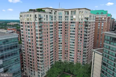 851 N Glebe Rd #1202, Arlington, VA 22203