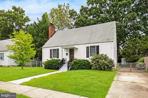 2209 S Culpeper St, Arlington, VA 22206