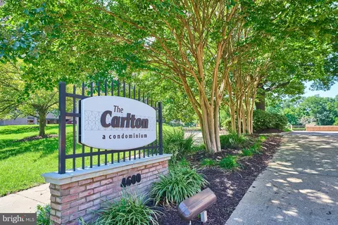 4600 S Four Mile Run Dr #338, Arlington, VA 22204