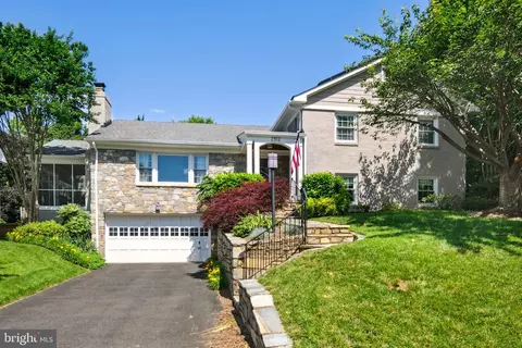 2512 N Quincy St, Arlington, VA 22207