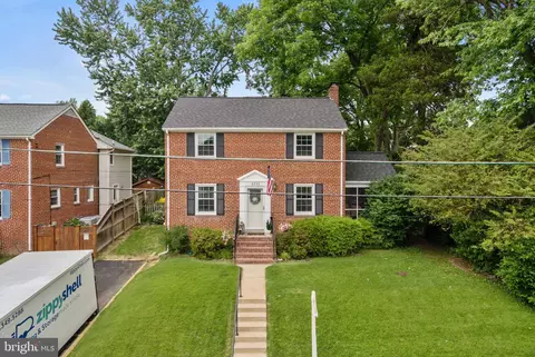 6535 28th St N, Arlington, VA 22213