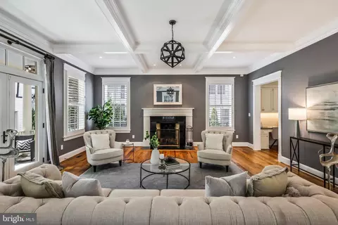Living - 2139 N Rolfe St N, Arlington, VA 22209 photo 3 of 3