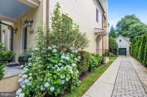 Other - 2139 N Rolfe St N, Arlington, VA 22209 photo 1 of 10