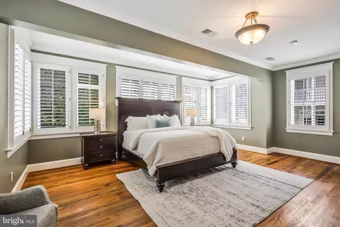 Bedroom - 2139 N Rolfe St N, Arlington, VA 22209 photo 2 of 14