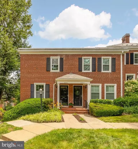 4247 32nd Rd S, Arlington, VA 22206