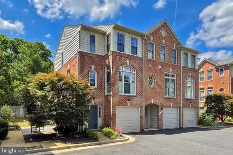3110 A 9th Rd N, Arlington, VA 22201