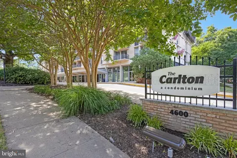 4600 S Four Mile Run Dr #302, Arlington, VA 22204