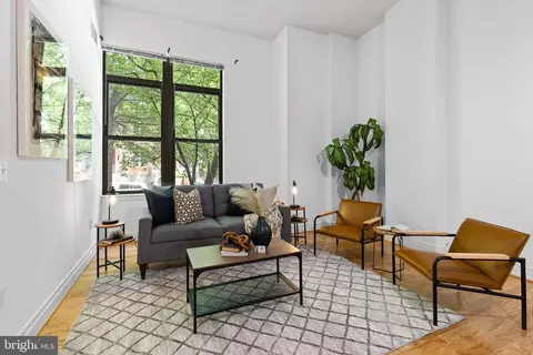 2220 Fairfax Dr #105, Arlington, VA 22201