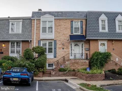 3131 14th St S, Arlington, VA 22204