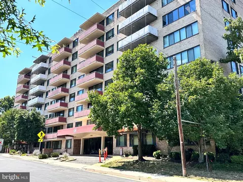 4201 Cherry Hill Rd #306, Arlington, VA 22207