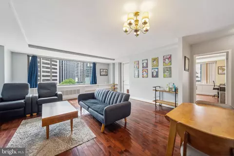 1121 Arlington Blvd #830, Arlington, VA 22209