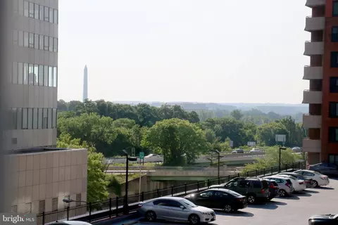 1121 Arlington Blvd #315, Arlington, VA 22209