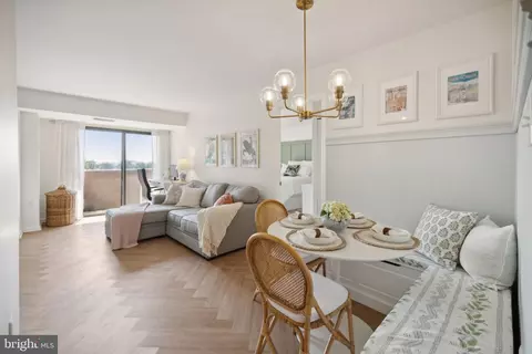 1301 N Courthouse Rd #602, Arlington, VA 22201